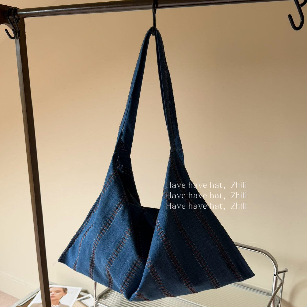 Women's Idle Style Washed Denim Retro Large Capacity Leisure Commute Bags
