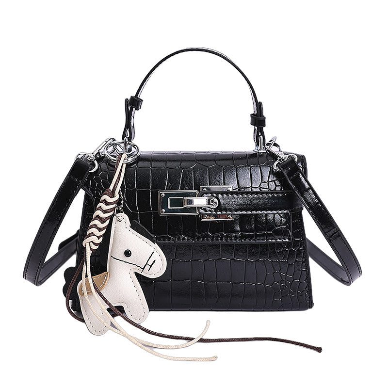 Comfortable Women's Versatile Underarm Commuter Portable Women's Shoulder Bag