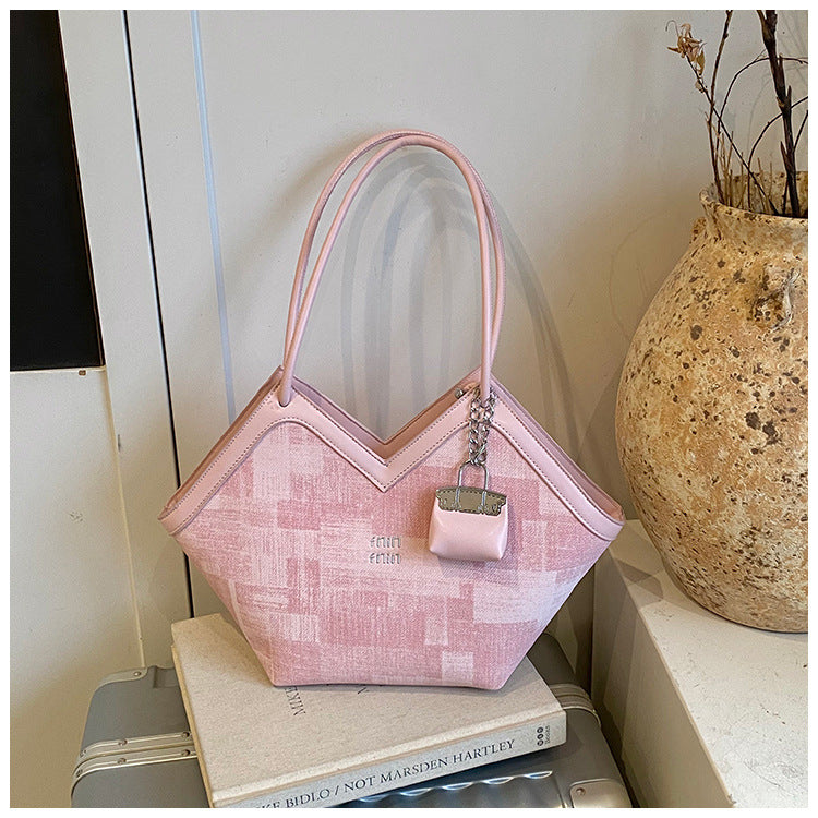 Women's Capacity Commuter Fashion High Sense Korean Women's Shoulder Bag