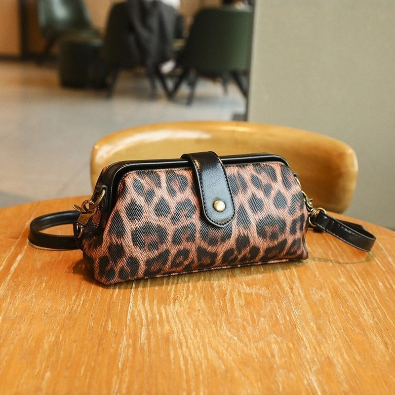 Women's Underarm Simple Fashion Soft Leather Clip Women's Shoulder Bag