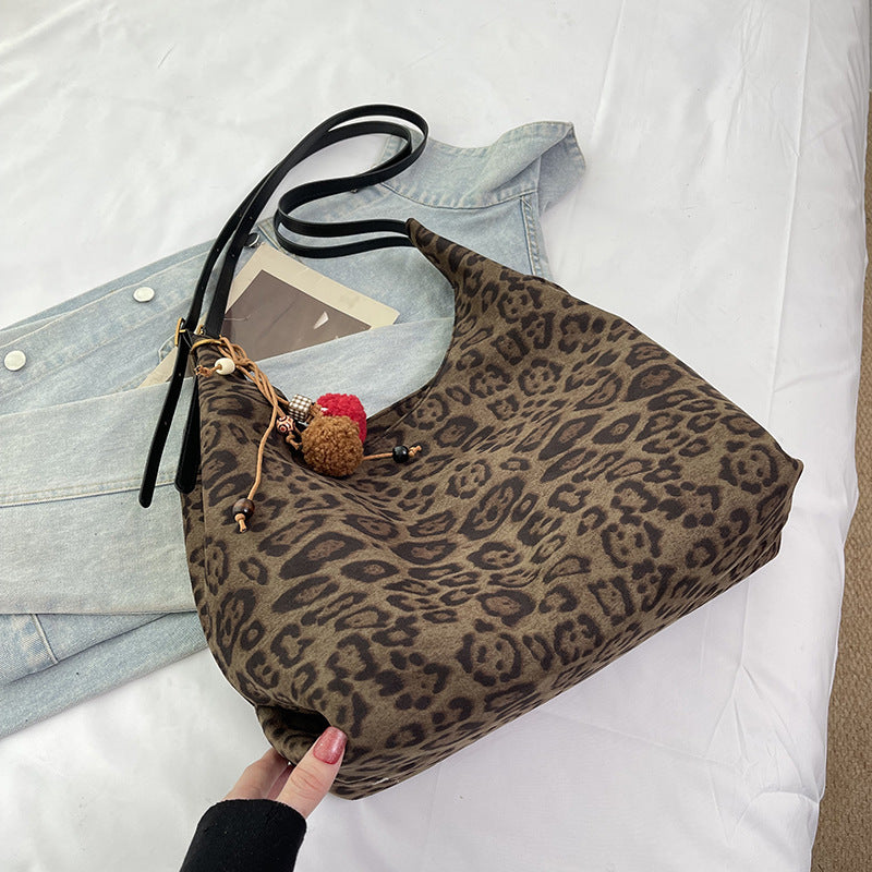 Women's Korean Leopard Print Fashion Retro Popular Commuter Women's Shoulder Bag