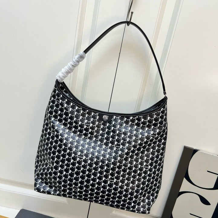 Women's Leather Leisure Commuter Large Capacity Versatile Underarm Women's Shoulder Bag