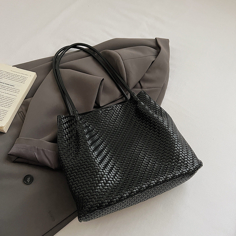 Women's Woven Style Trend Fashion Spring Western Simple Large Capacity Women's Shoulder Bag