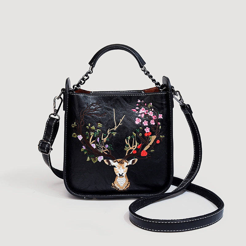 Women's Chinese Retro Embroidered Clutch One Crowd Women's Messenger Bag