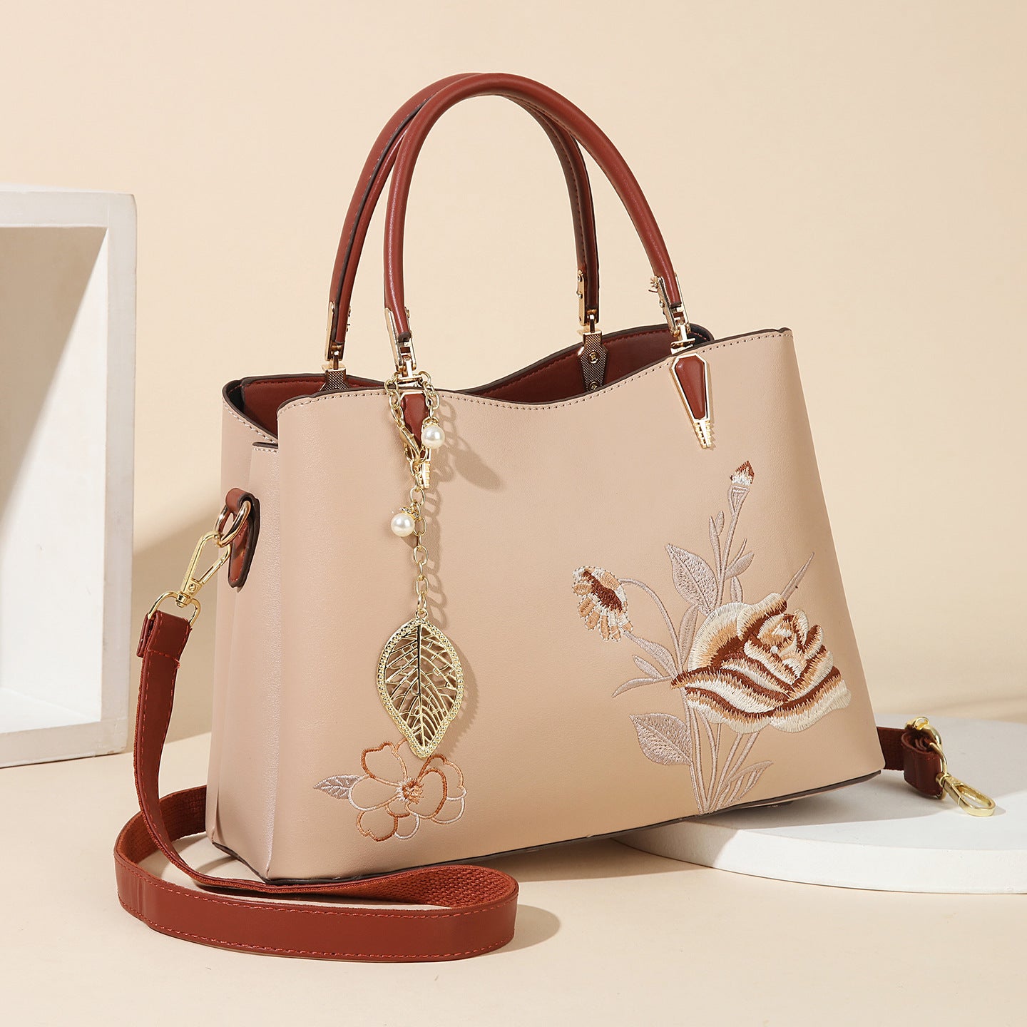 Women's Chinese Style Embroidery Mother's Day Gift Fashion Women's Shoulder Bag