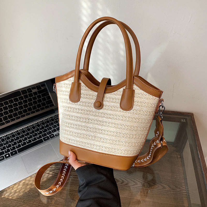 Women's Large Capacity Woven Fashion Straw Seaside Bucket Bags