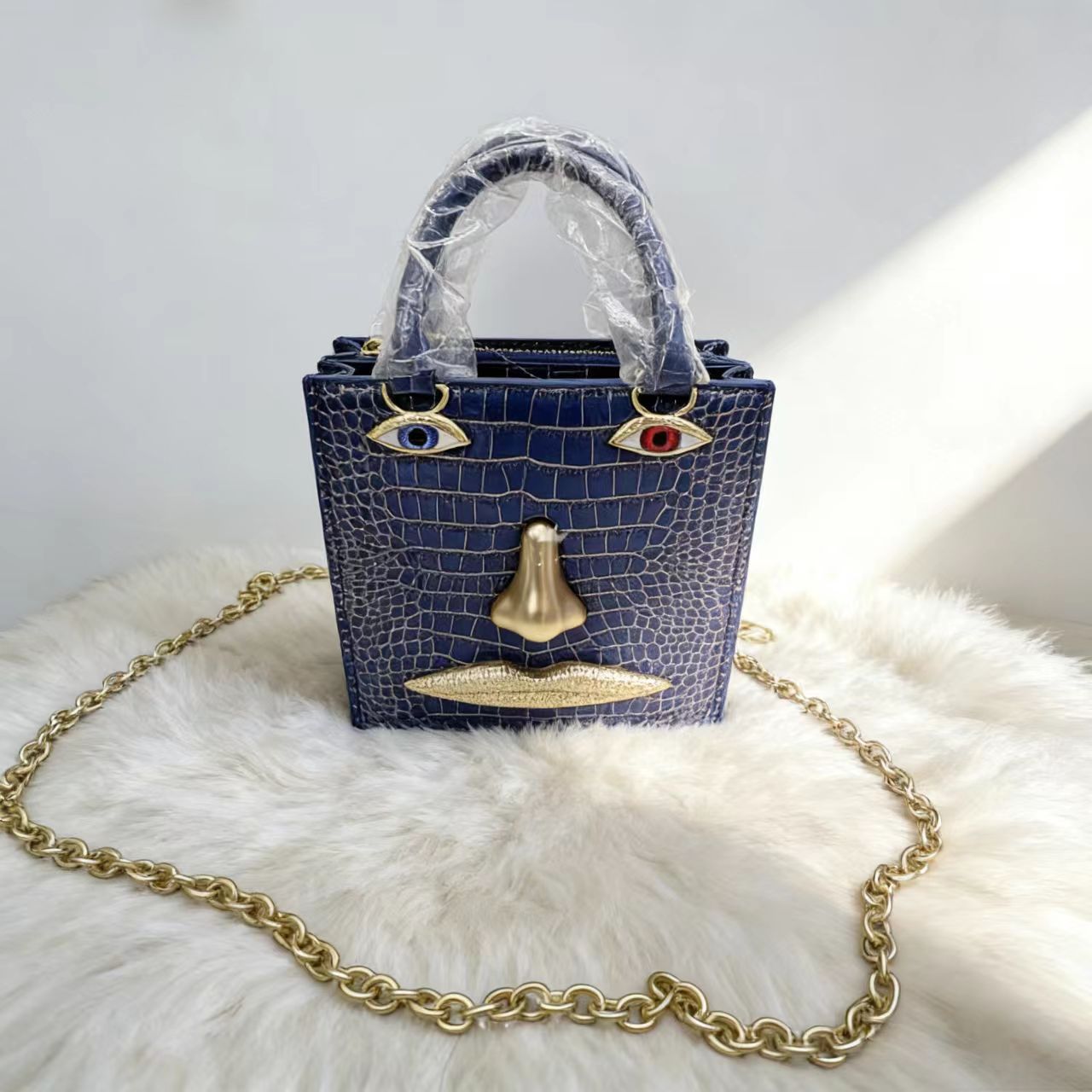 Women's Face Popular Sier Patent Leather Simple Handbags