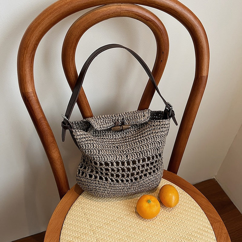 Women's Beach Simple Seaside Oblique Woven Handmade Bucket Bags