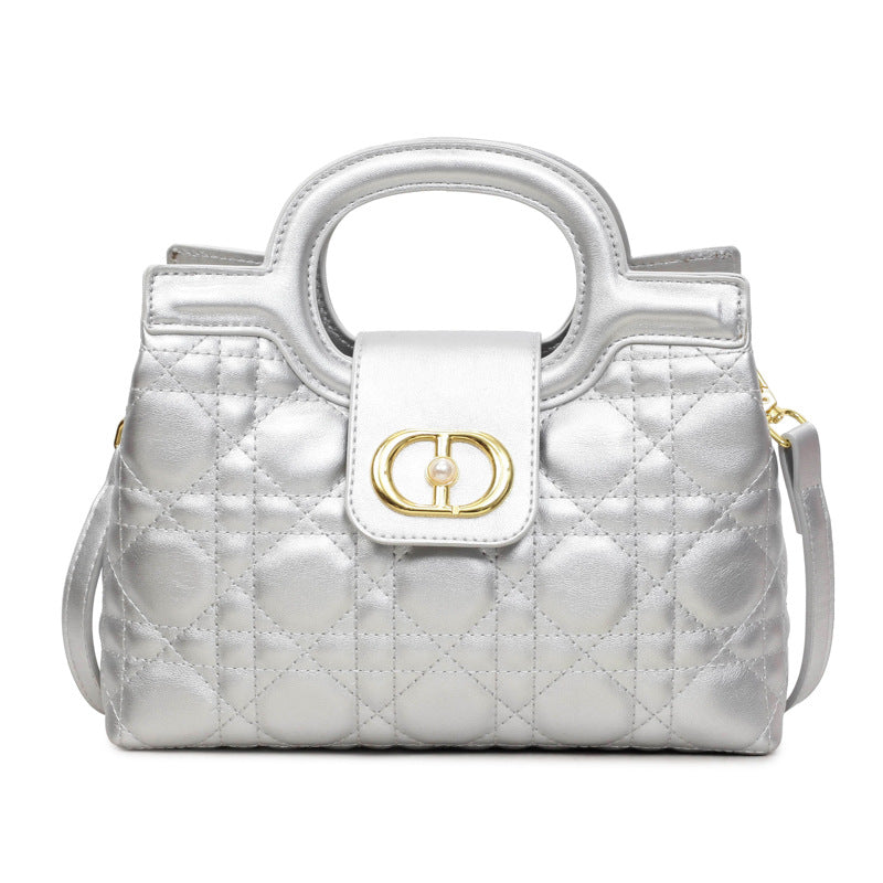 Thread Diamond Chain Fashion Genuine Leather Pearl Hand Light Bags