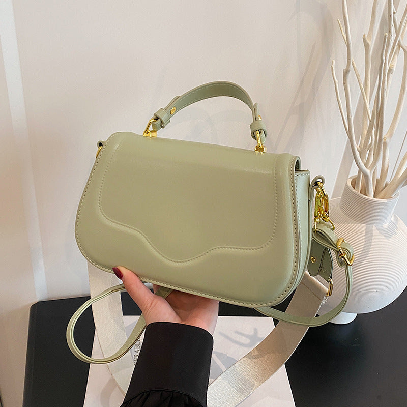 Women's Spring Fashion Commuter Leisure Versatile Saddle Women's Shoulder Bag
