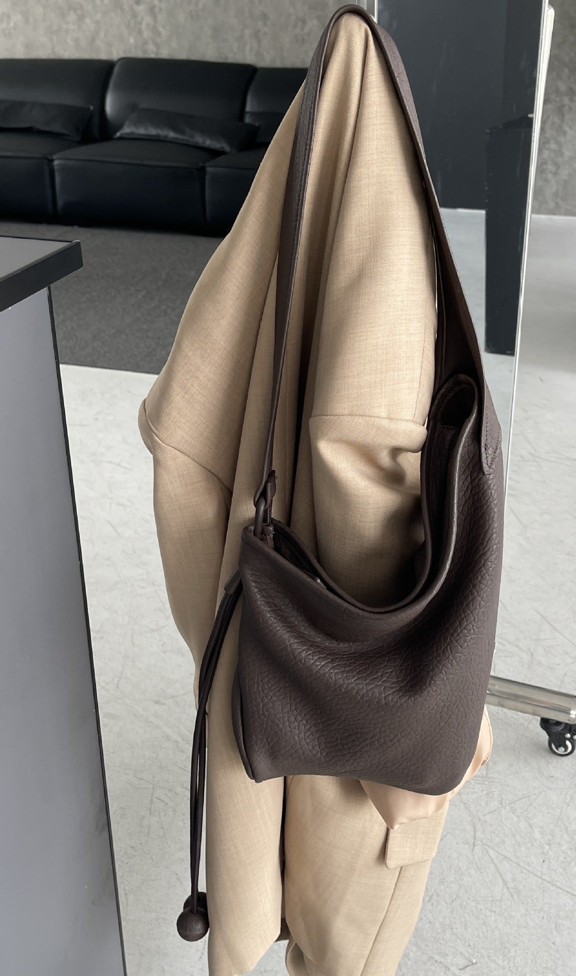Women's Bubble Pattern Design Fashion Soft Sheepskin Croissant Genuine Women's Messenger Bag