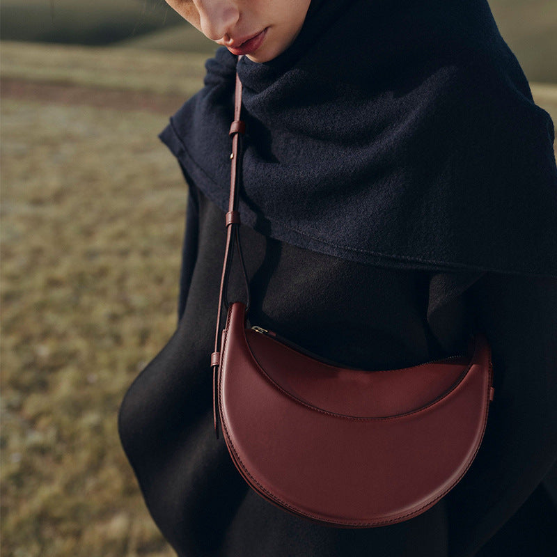 Women's High Version French Niche Selenodont Underarm Bags