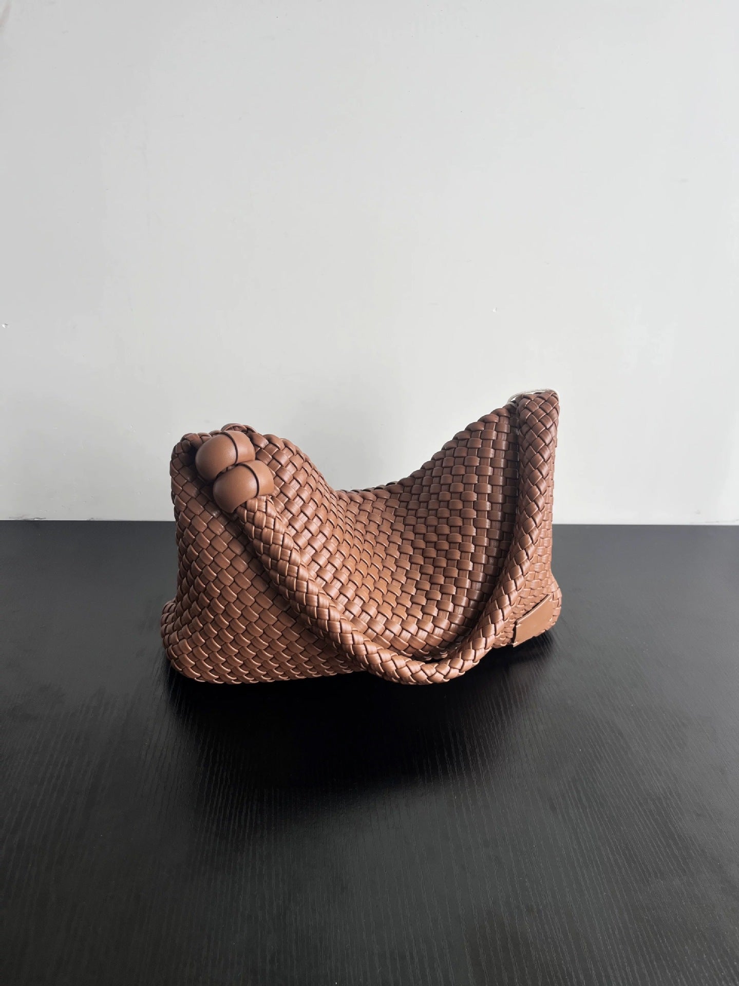 Unique Women's Hand-woven Underarm Lazy Bead Handbags