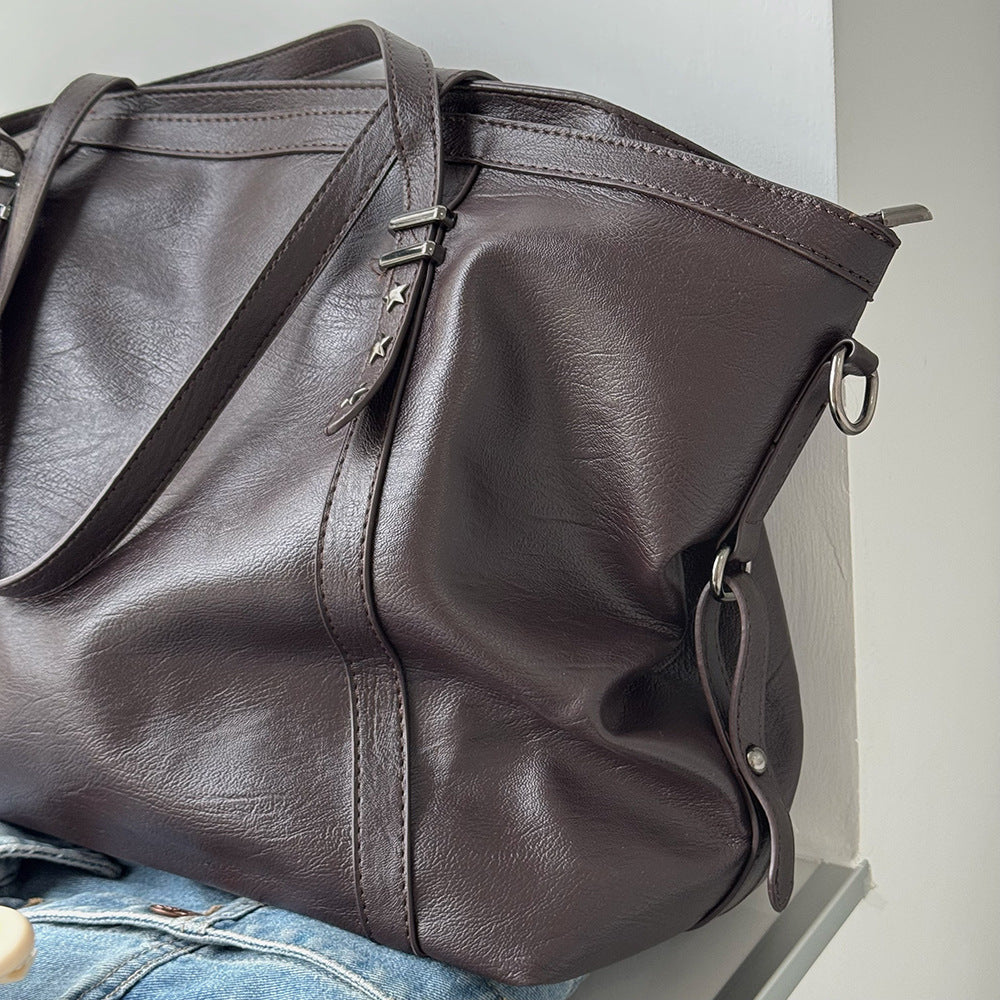Women's Large Capacity Vintage Textured Rivet Women's Messenger Bag