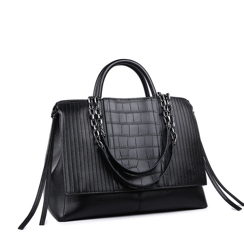 Women's Large Capacity Western Style Light Luxury Portable Women's Messenger Bag