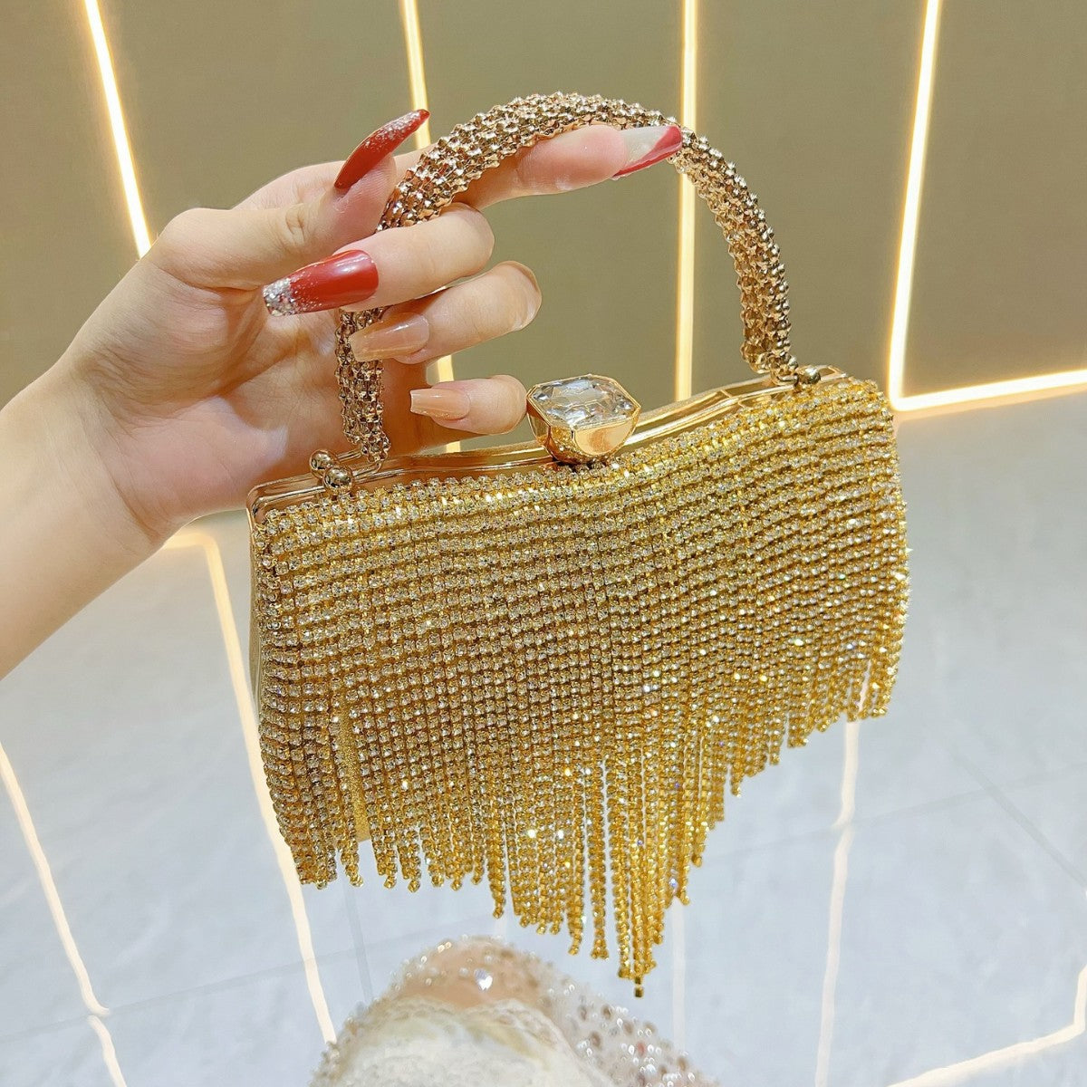 Women's Light Luxury Tassel High-grade Full Diamond Dinner Bag