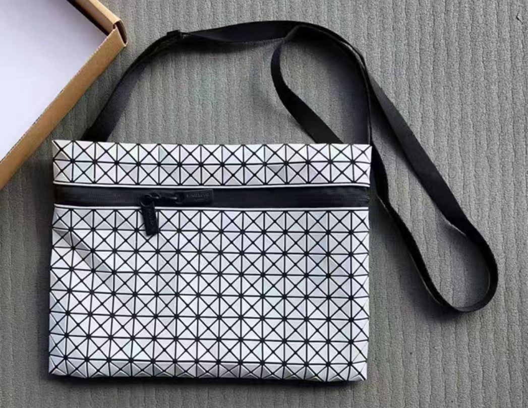 Women's Geometric Diamond Fashion Silicone Portable Plaid Women's Messenger Bag
