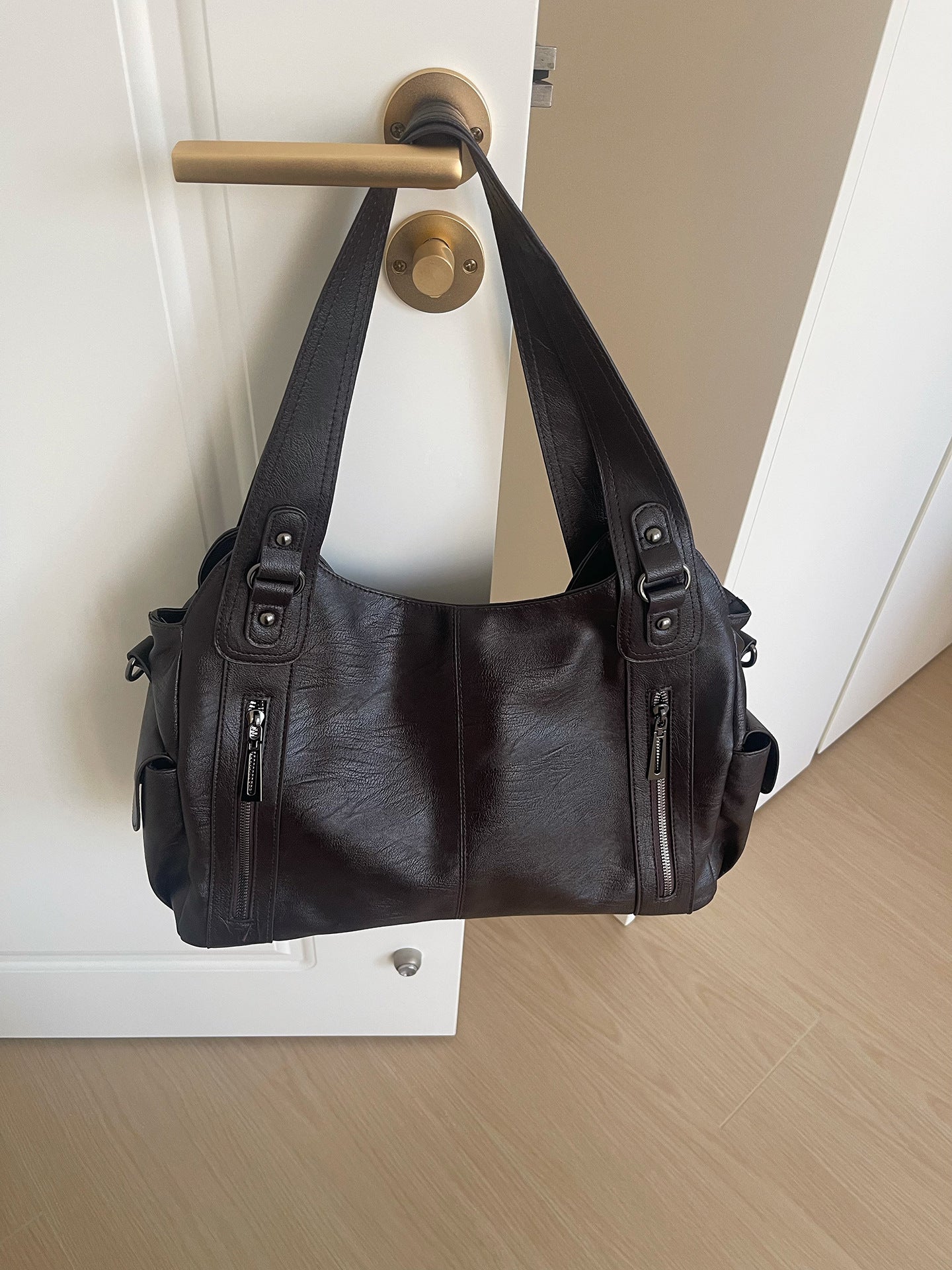Women's Large Capacity Retro Easy Matching Black Women's Shoulder Bag