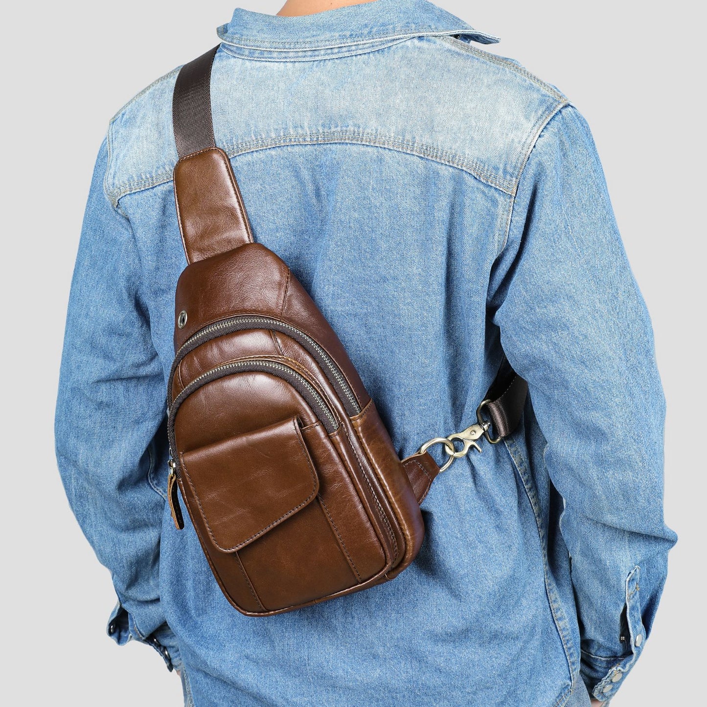 Men's Crazy Horse Leather Large Capacity Genuine First Layer Men's Chest Bag
