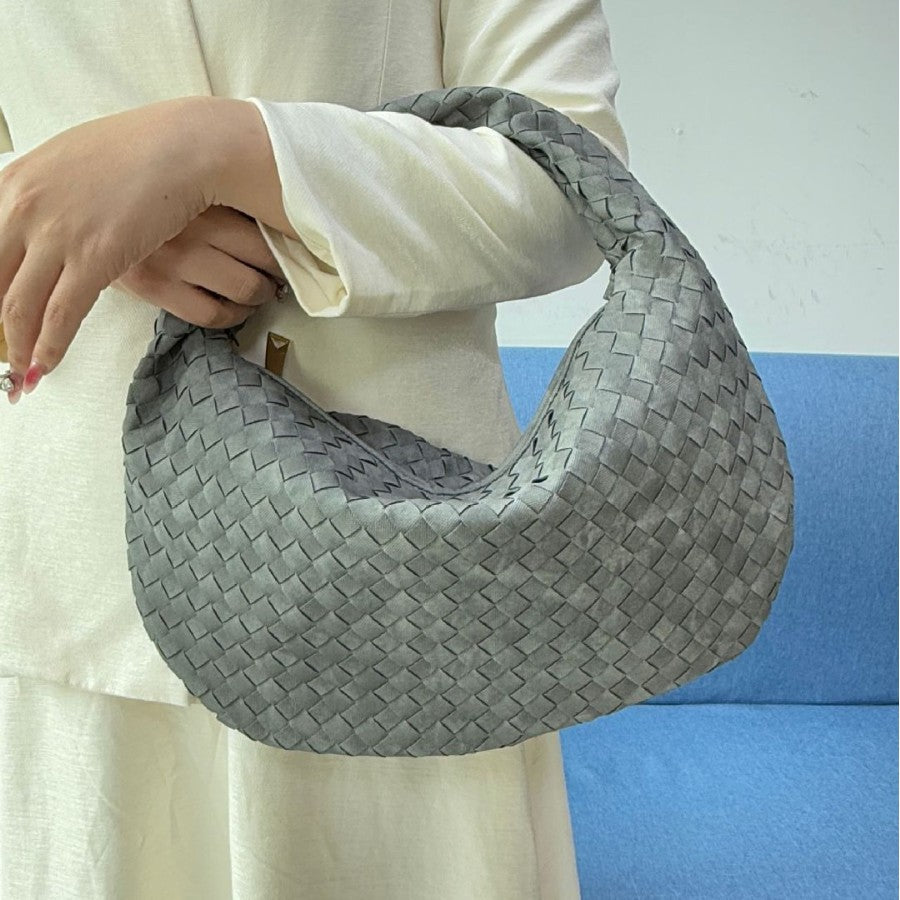 Women's Hand-woven Spring Fashion Portable Underarm Dumplings Bags