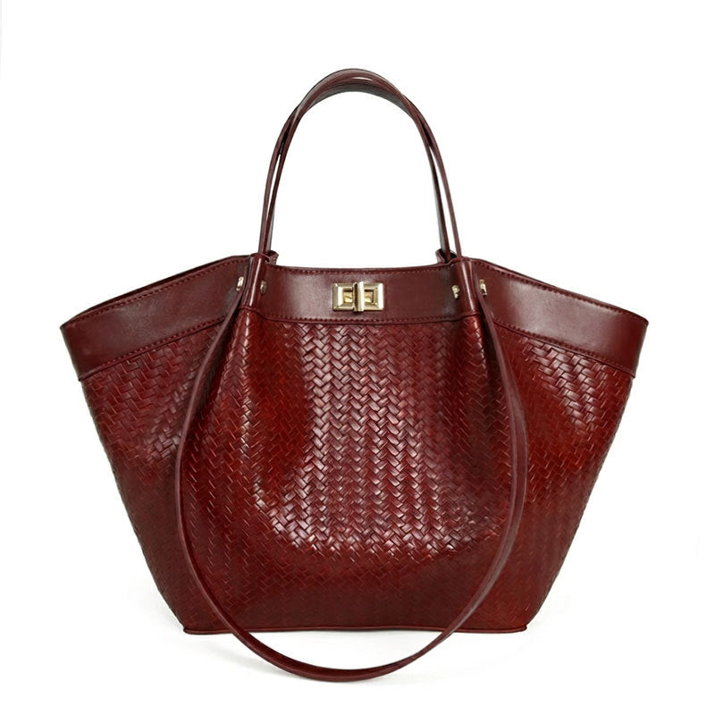 Women's Spring French Minority High-grade Loose Holiday Shoulder Bags