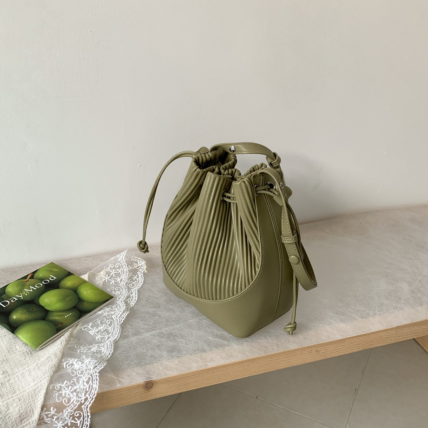 Women's High-grade Drawstring Stitching Design Korean Style Shoulder Bags