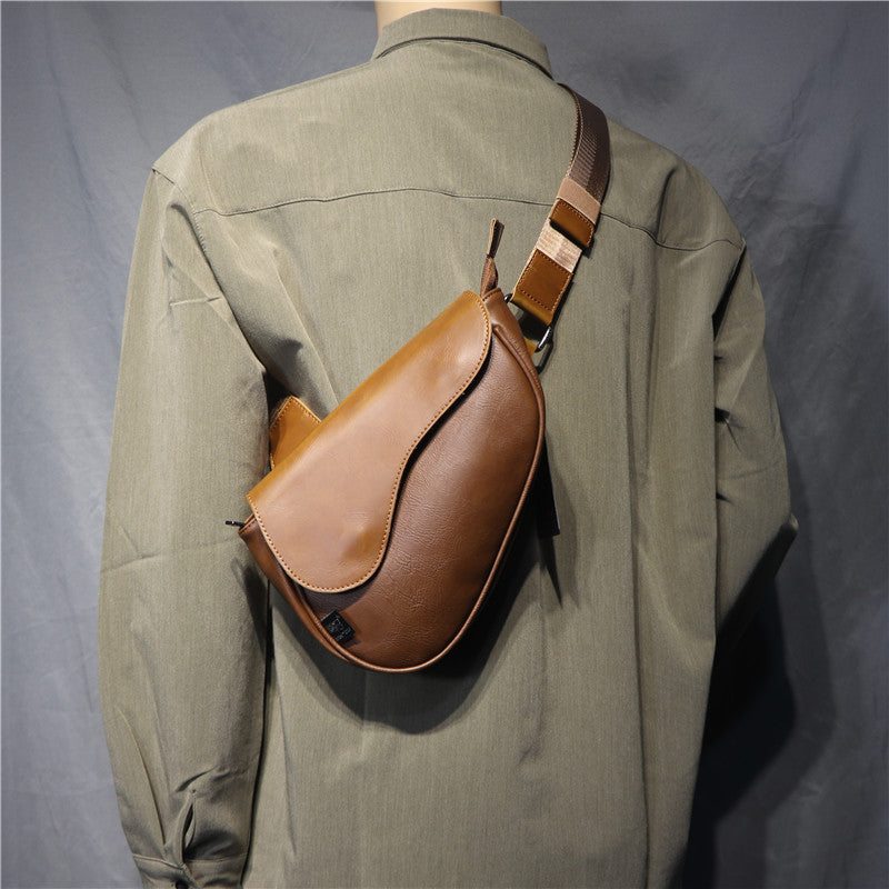 Women's & Men's Retro Simple Trendy Saddle Men's Shoulder Bag