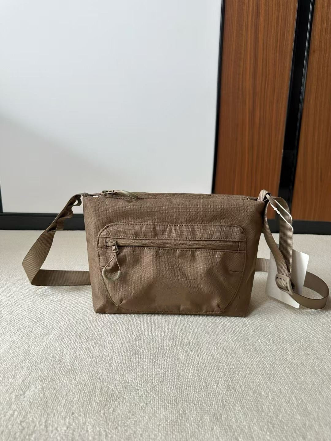 Women's & Men's Nylon Waterproof Large Capacity Men's Shoulder Bag