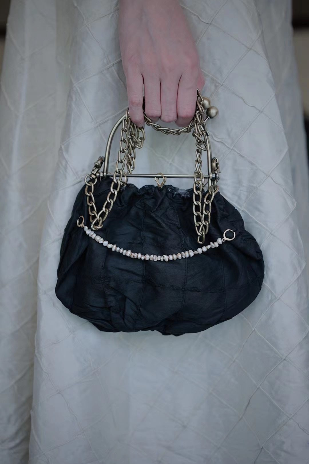 Bud Silk Sling Chain Wine Pot Fastener Decoration Bags