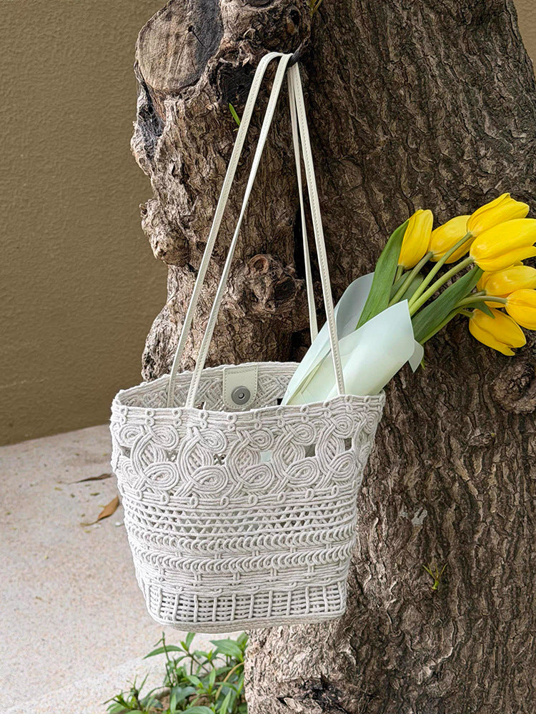 Loose Feeling One Hollow Crocheted Woven Female Summer Seaside Vacation Shoulder Bags