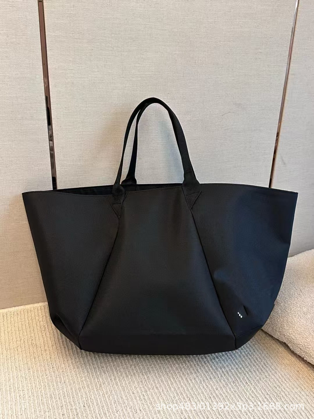 Women's & Men's Large Capacity Commuter Sports Satchel, Hanging Bag