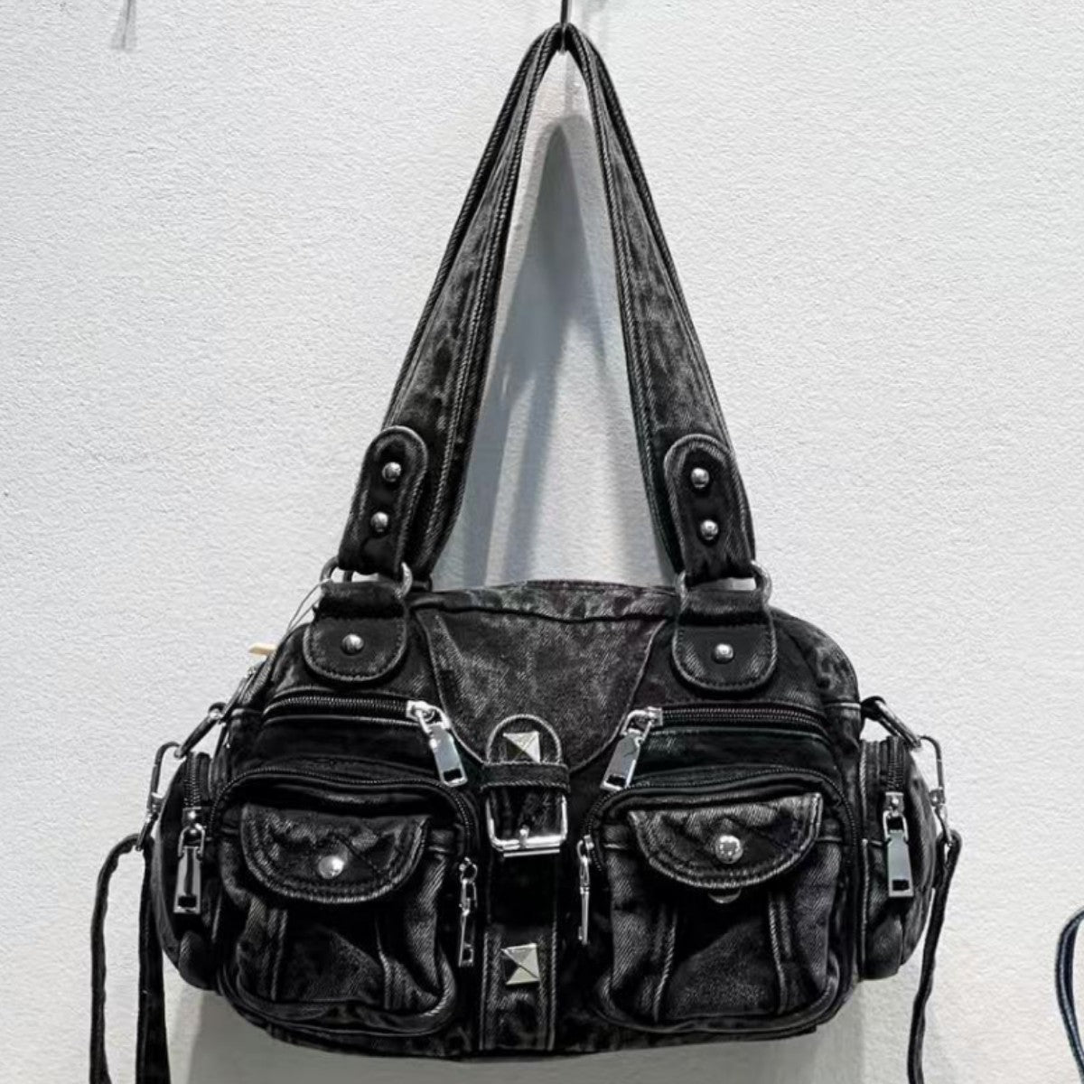 Women's Millennium Hot Underarm Niche Retro High-grade Tote Bag
