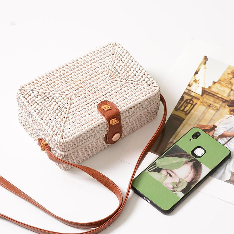 Rattan Weave Mini Mori Style Basket Vintage Artistic Crafts Women's Shoulder Bag