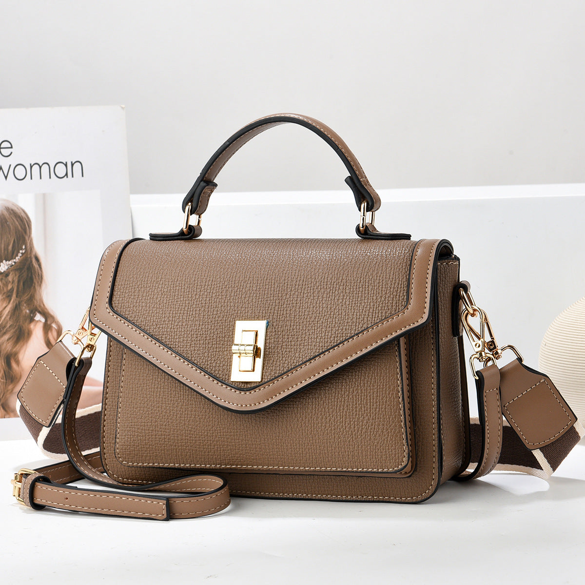 Women's High-grade Popular Western Style Carrying Shoulder Bags