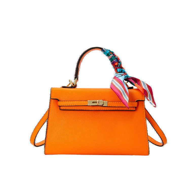 Women's Versatile Commuter Silk Scarf Fashion Retro Women's Shoulder Bag