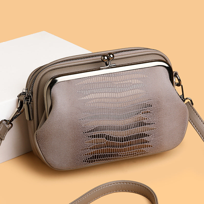 Women's Large Capacity Commuter Fashionable High Texture Women's Messenger Bag