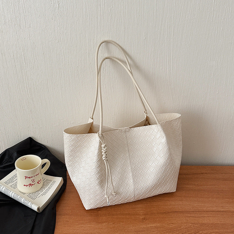 Women's Summer Popular Woven Pattern Fashion Commuter Tote Bag