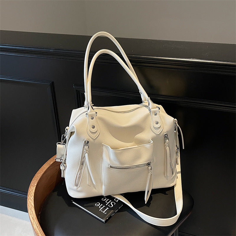 Women's Large Capacity Retro Commuter Fashion Portable Bags