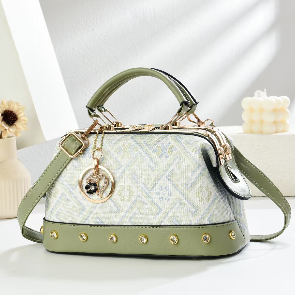 Women's Fashion Large Capacity Elegant Versatile Simple Women's Handbag