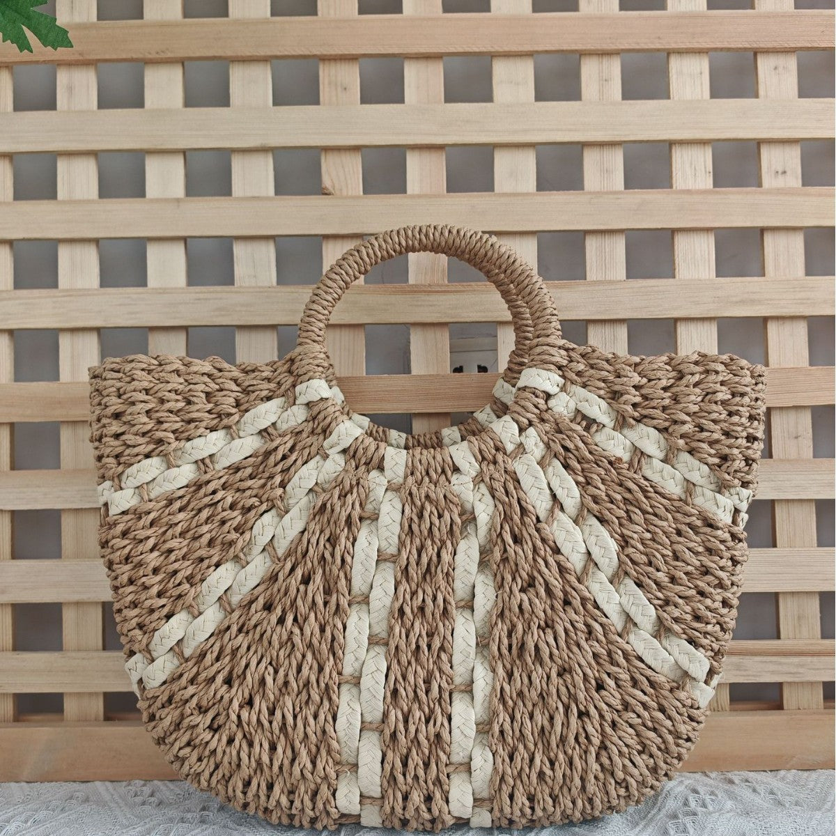 Vertical Pattern Large Capacity Woven Seaside Holiday Women's Handbag