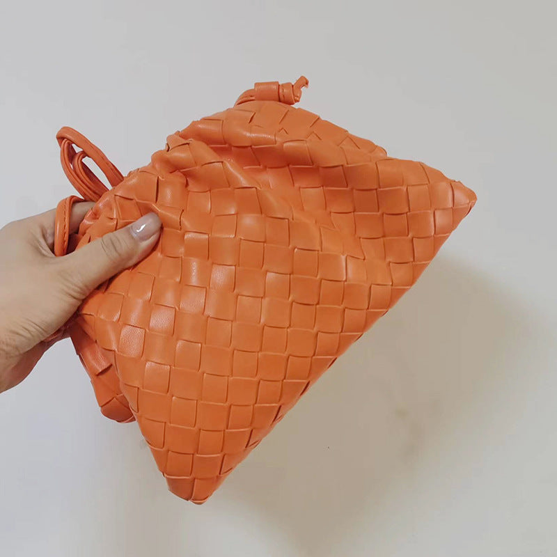 Women's Woven Cloud Dumpling Popular Fashion Clutch Women's Shoulder Bag