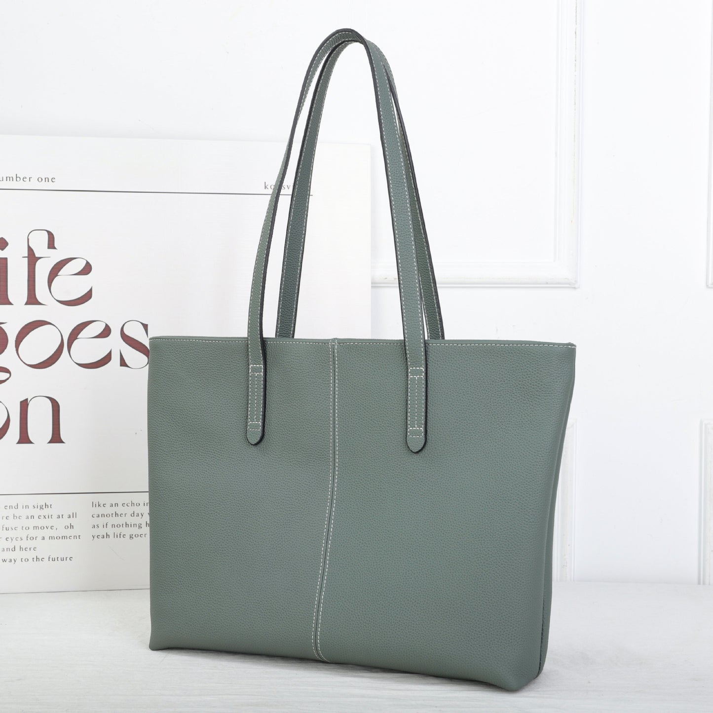 Women's Layer Leather Large Capacity Totes Simple Shopping Computer Women's Shoulder Bag