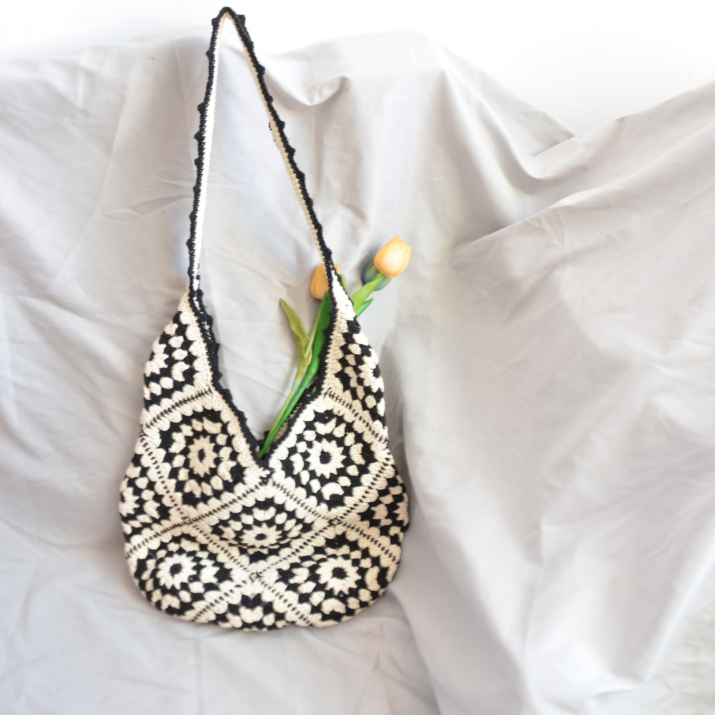 Wool Hollow Out Grandmother Plaid Flower Ethnic Bags