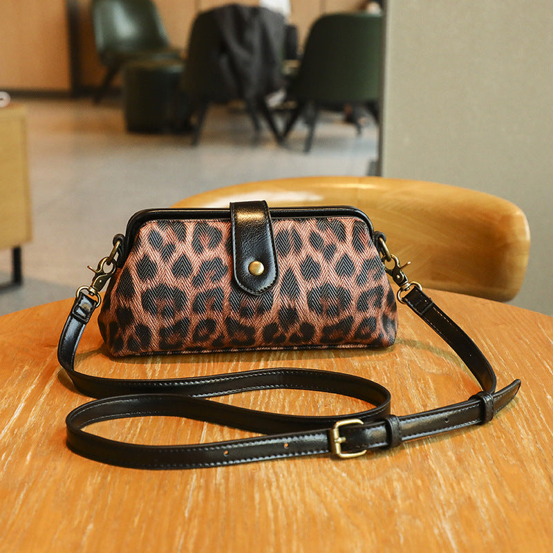 Women's Commuter Mobile Retro High Sense Design Women's Shoulder Bag