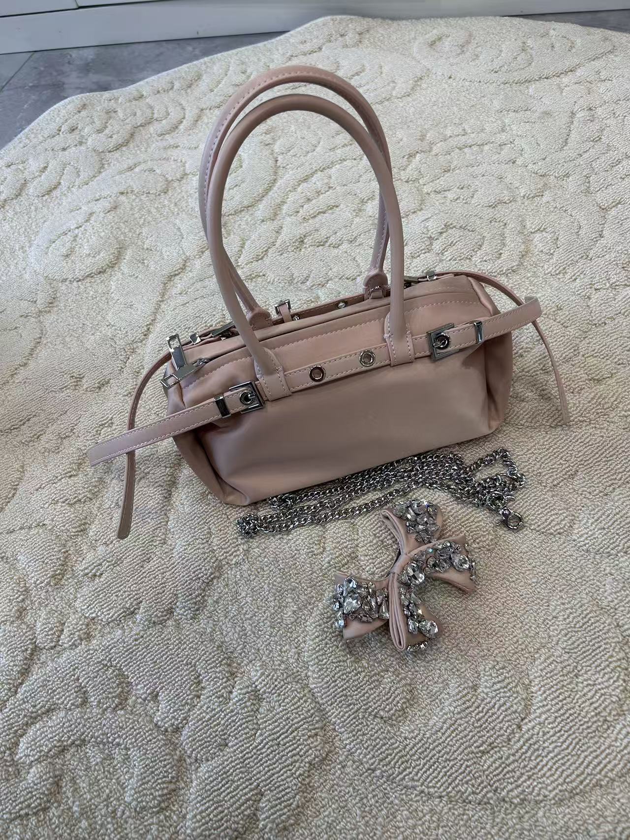 Women's Nylon Sweet Cute Bow Leather Handbags