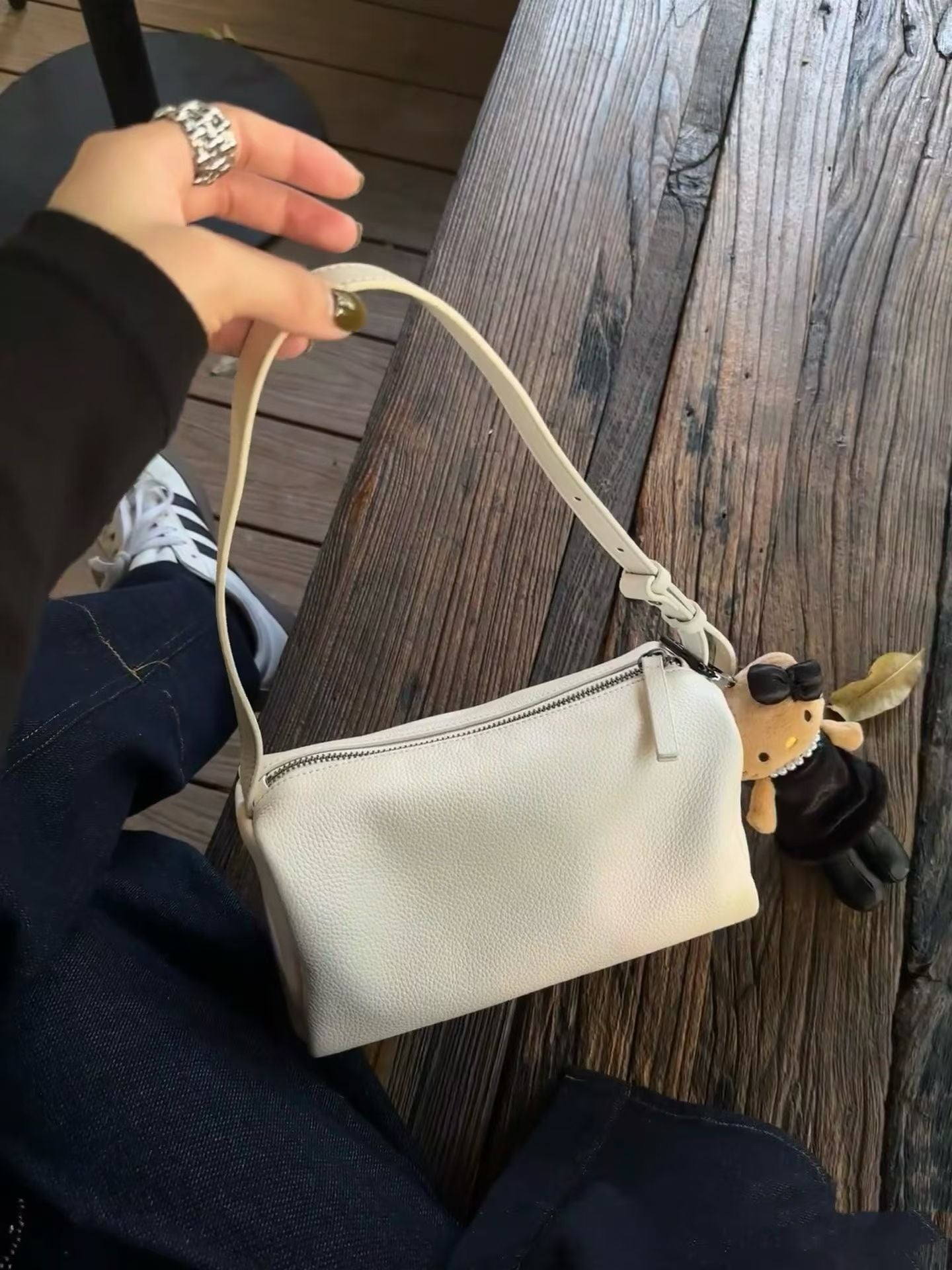 Soft Box Underarm Fashionable High-grade Fashion First Layer Cowhide Bags