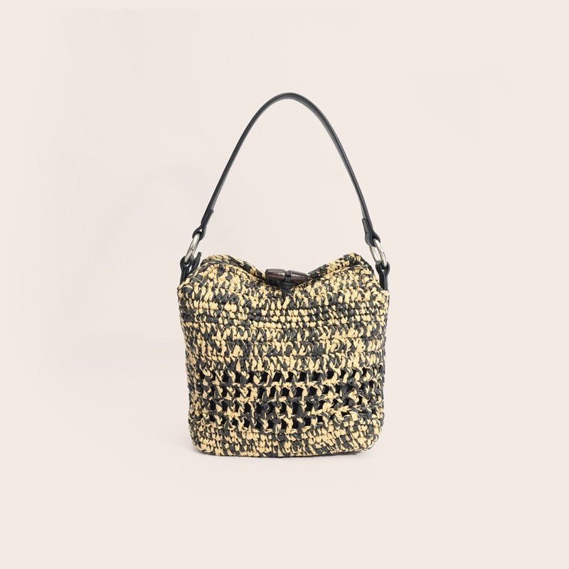 Women's Hand-woven Seaside Holiday Large Capacity Totes Commuting Tote Bag