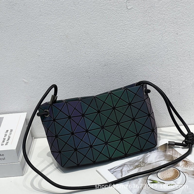 Women's Geometric Rhombus Original Lifetime Drawstring Fashion Women's Messenger Bag