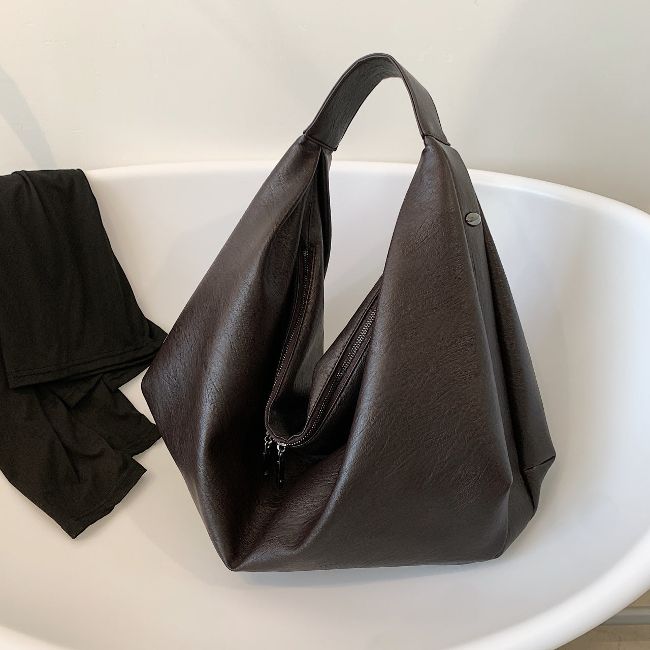 Women's Large Capacity High-grade Light Luxury Design Sense Women's Messenger Bag