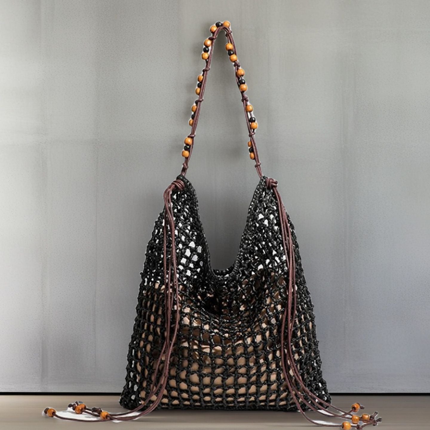 Women's Large Capacity Wooden Bead Hand-woven Vacation Style Tote Bags